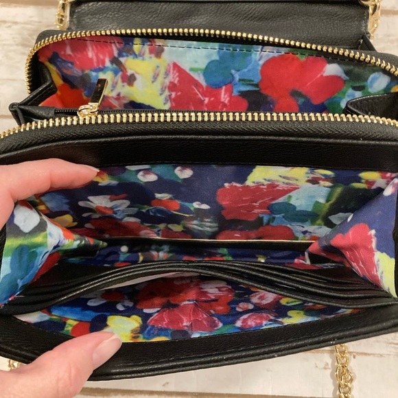Betsey Johnson Lovely Brunch 3D Flower Faux Leather Wallet On A Chain Crossbody - Picture 12 of 16